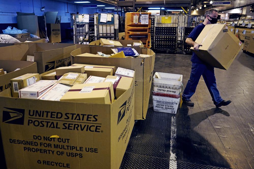 UPS, FedEx Get a Head Start on Holiday Deliveries