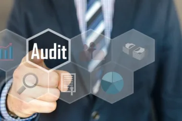 invoice auditing graphic