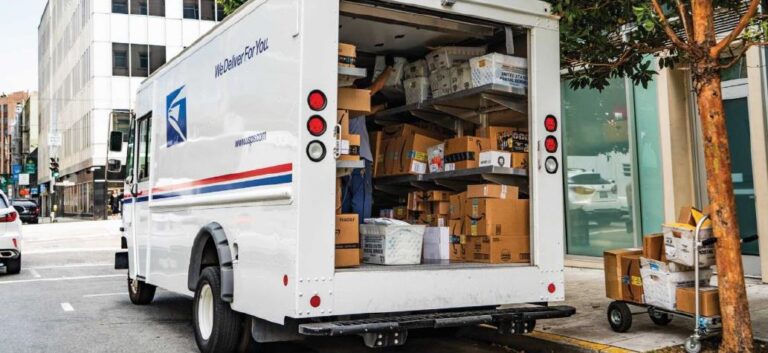 FedEx, UPS peak season surcharges could drive shippers to competitors